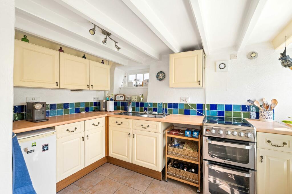 264470_47f7edc7-f986-42ed-bdba-2aa2481a2295_IMG_05_0000