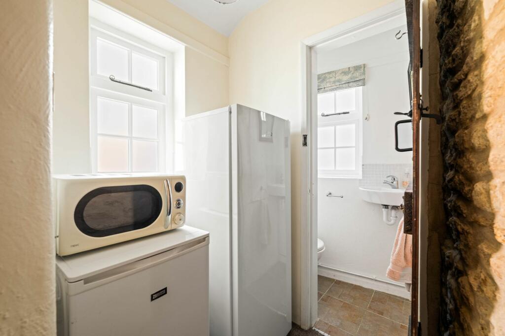 264470_47f7edc7-f986-42ed-bdba-2aa2481a2295_IMG_10_0000