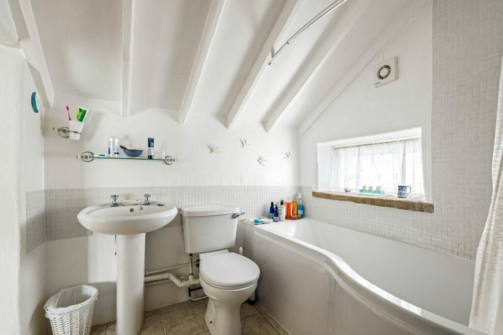 264470_47f7edc7-f986-42ed-bdba-2aa2481a2295_IMG_16_0000